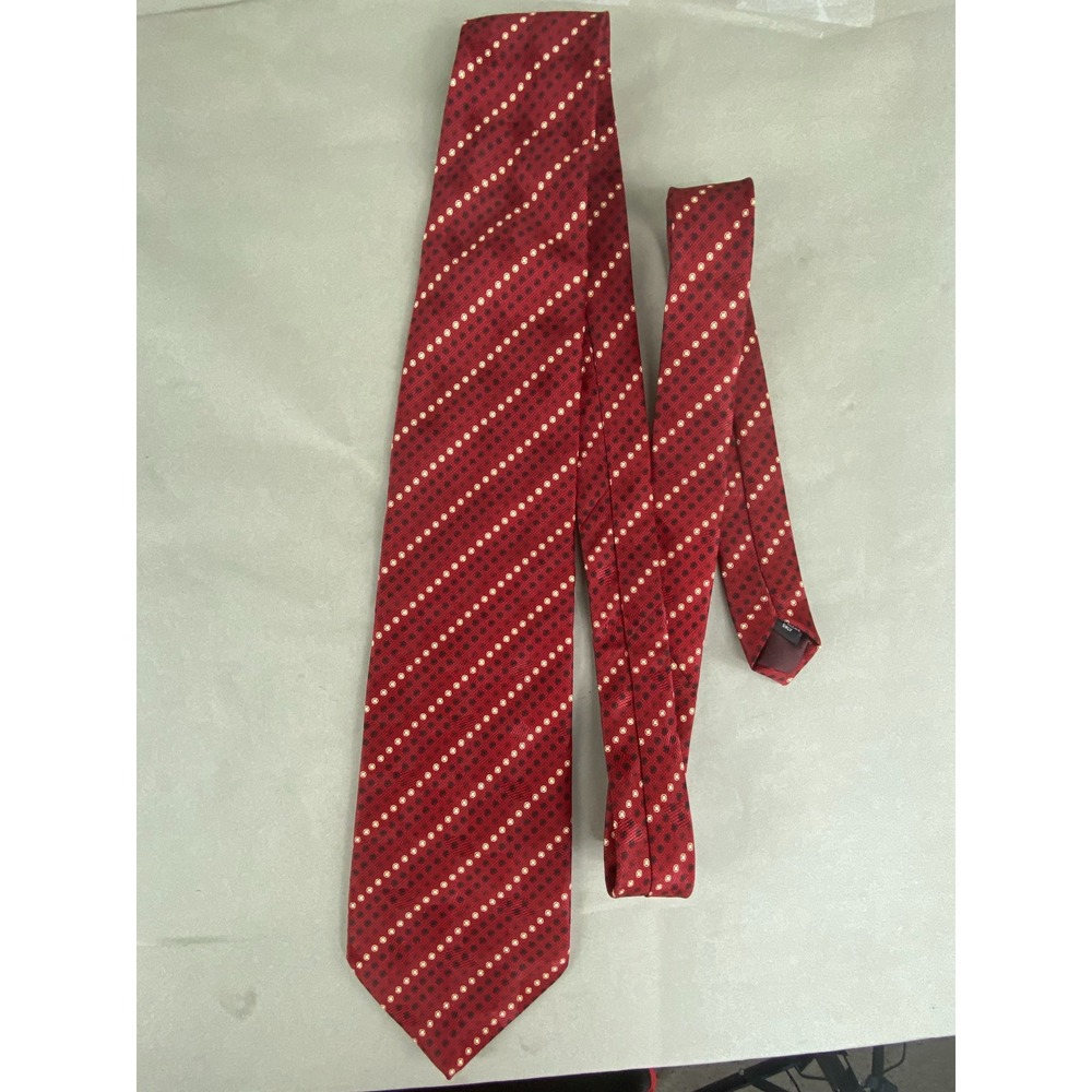 Park Avenue Mens Tie Burgundy Red Geometric Dotted Silk Professional Business - Picture 4 of 7